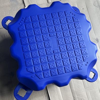 Versatile modulaire blauwe PE-ponton UV-bestendige stabiele drijvende platforms